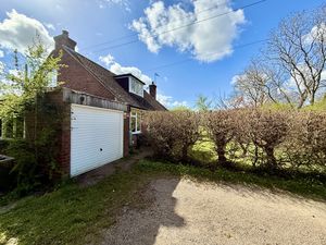 Photo 14- click for photo gallery